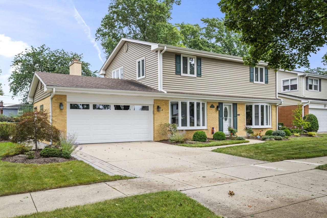 221 S Rammer Ave., Arlington Heights, IL 60004