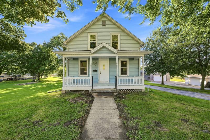 815 N High St., Port Byron, IL 61275