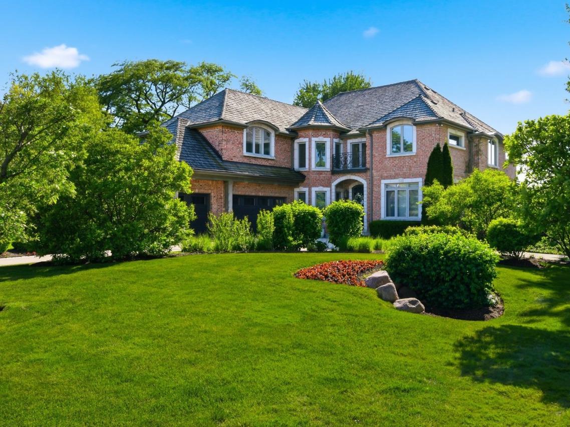 809 Edgemont Ln., Park Ridge, IL 60068