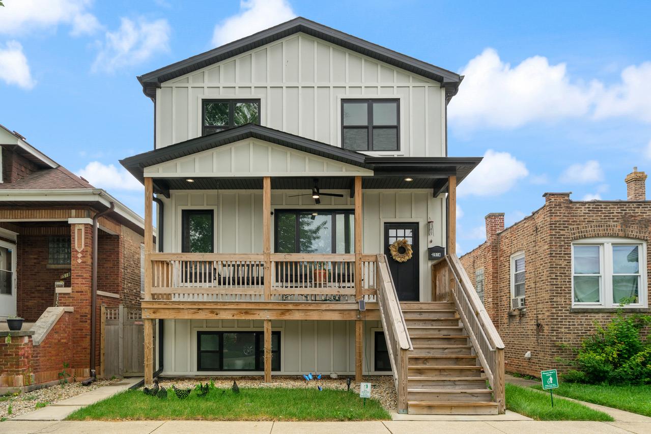 2514 Harvey Ave., Berwyn, IL 60402