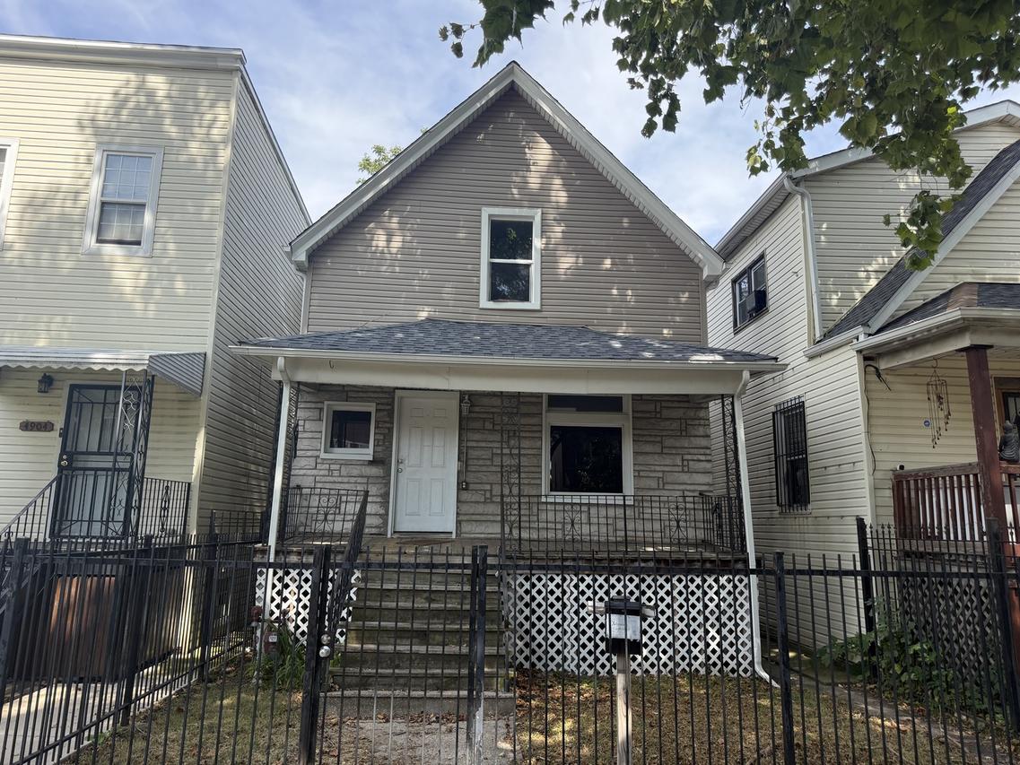 4902 W Gladys Ave., Chicago, IL 60644