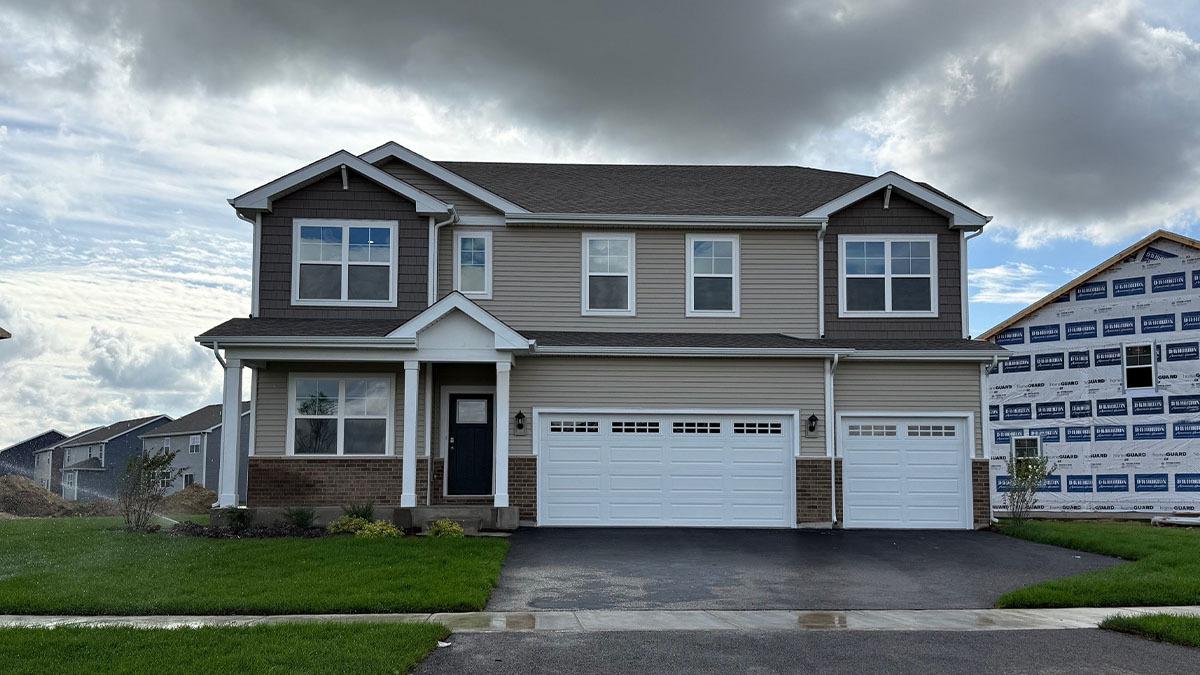 1498 Vintage Dr., Oswego, IL 60543