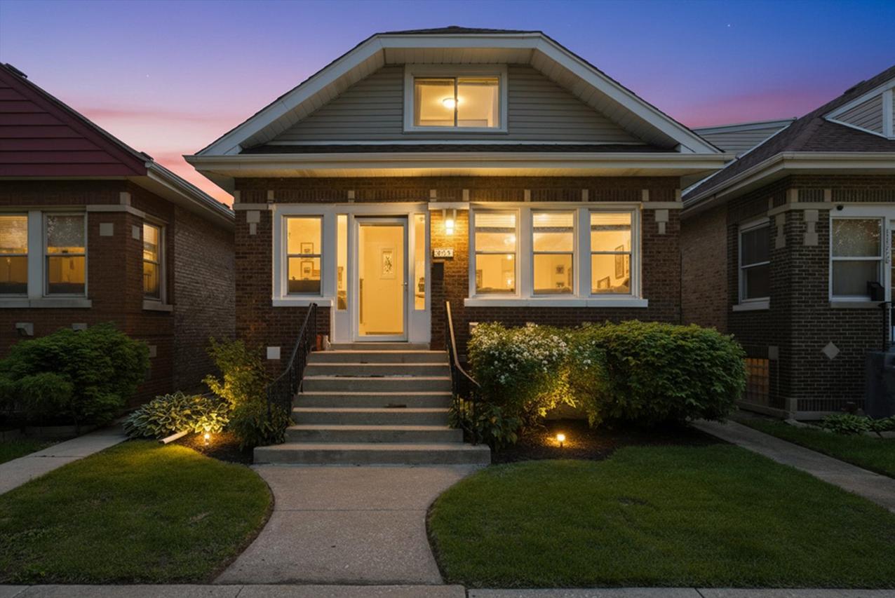 1423 Ridgeland Ave., Berwyn, IL 60402
