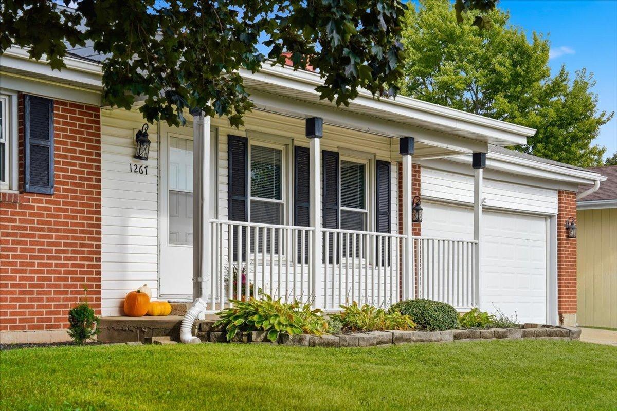1267 Sunnymeade Dr., Rochelle, IL 61068