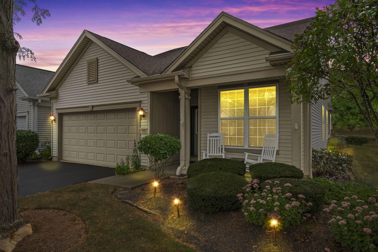 13952 Palisades Ave., Huntley, IL 60142
