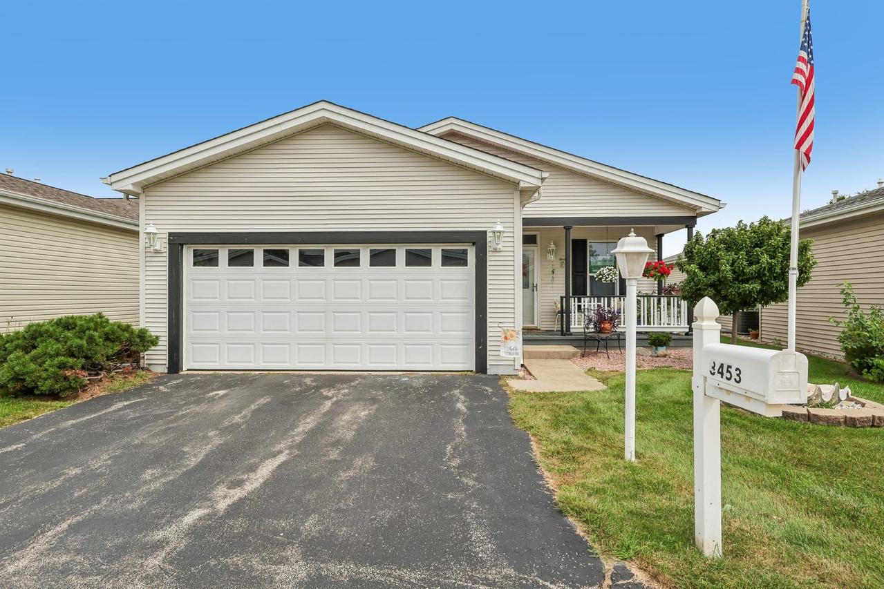 3453 Steeplechase Way, Grayslake, IL 60030