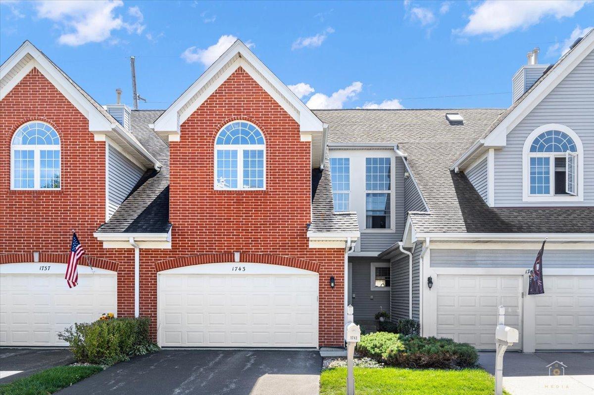 1743 W Ethans Glen Dr., Palatine, IL 60067