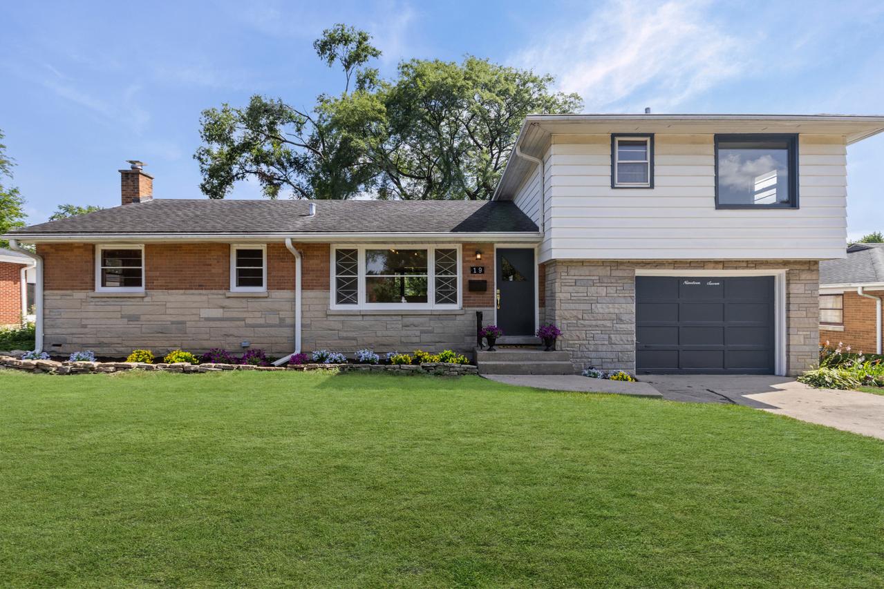19 7th St., Downers Grove, IL 60515