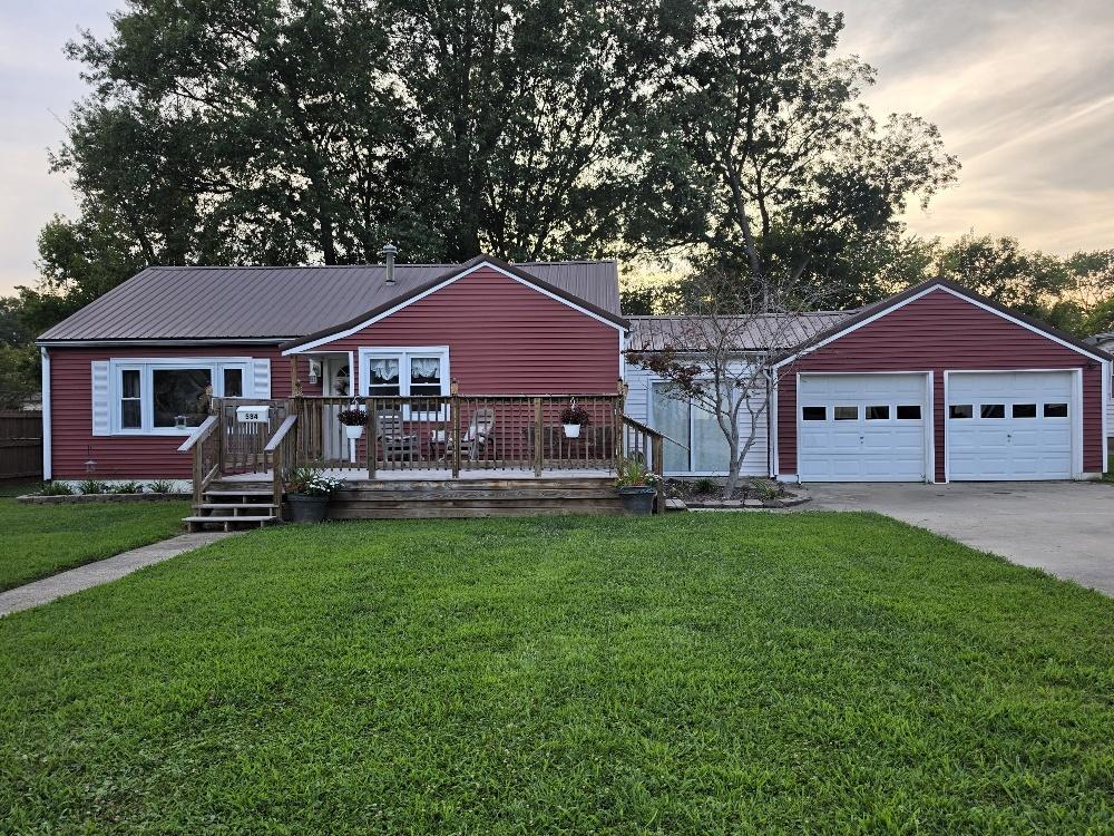 534 Tar Spring Dr., Carmi, IL 62821