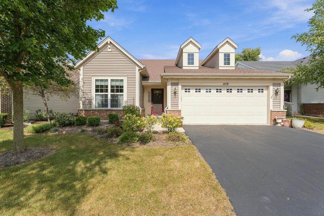 1119 Heathrow Ln., Aurora, IL 60502