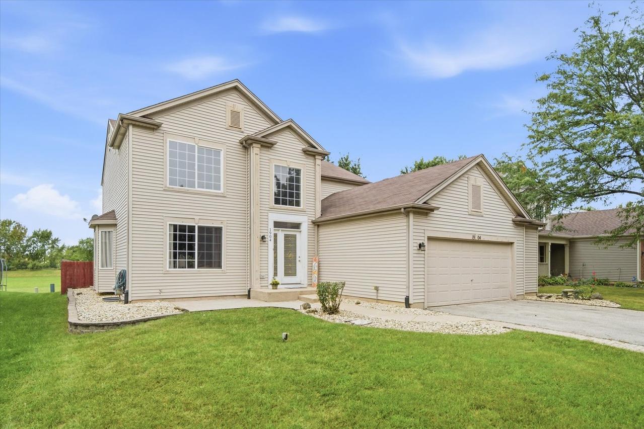 1904 Ione Ln., Aurora, IL 60503