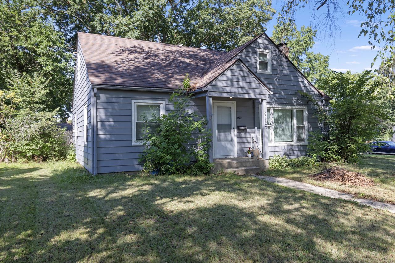 2422 Ridge Ave., Rockford, IL 61103