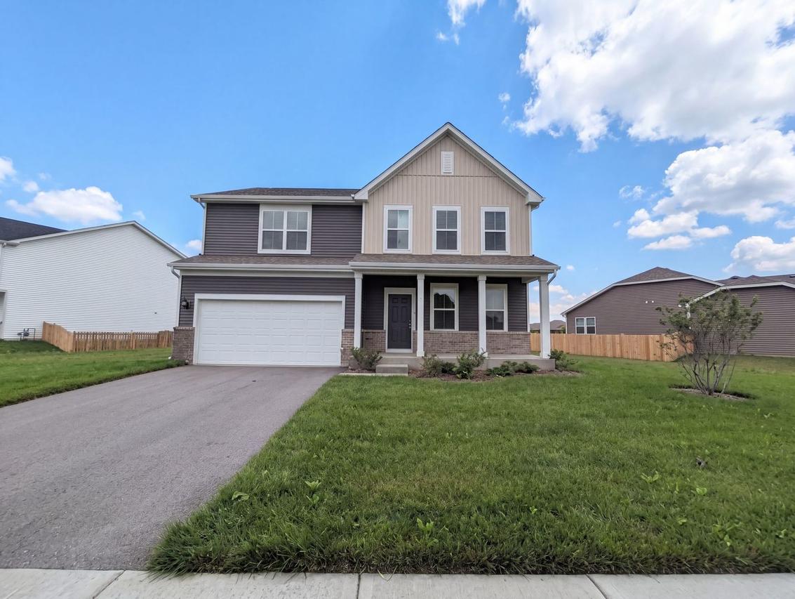 418 Fairway Ln., Sycamore, IL 60178