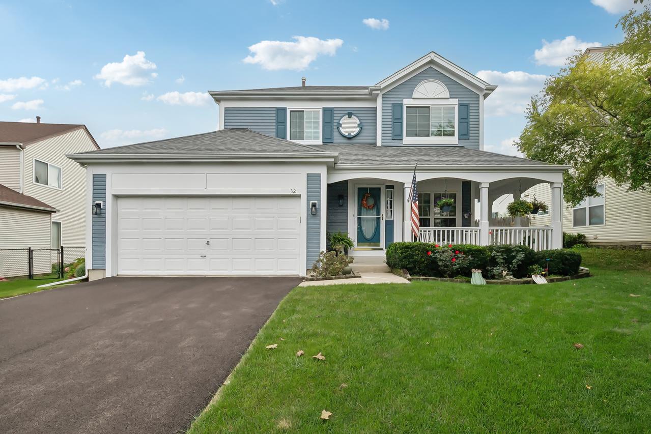 32 E Dahlia Ln., Round Lake Beach, IL 60073