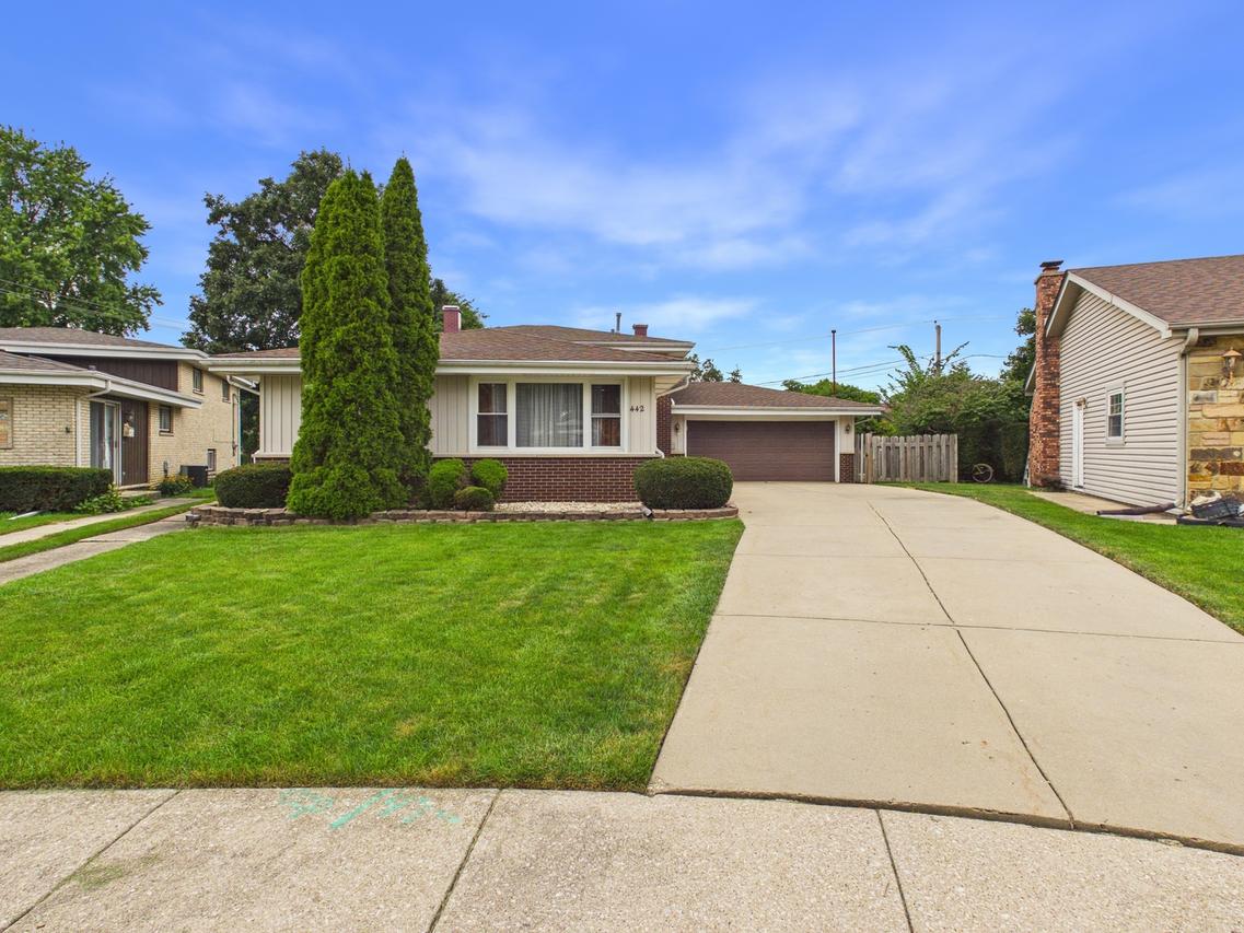 442 Gaylin Ct., Bensenville, IL 60106