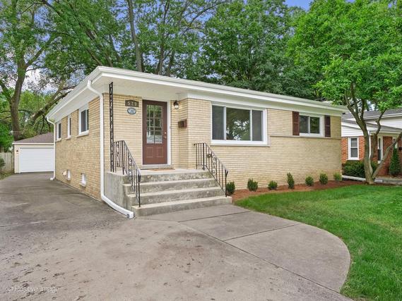 New Homes with Master Bedrooms on the 1st Floor That Attend Glenbard South High School: September 5th to September 11th