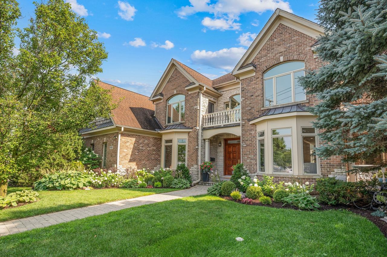 2303 Old Glenview Rd., Wilmette, IL 60091