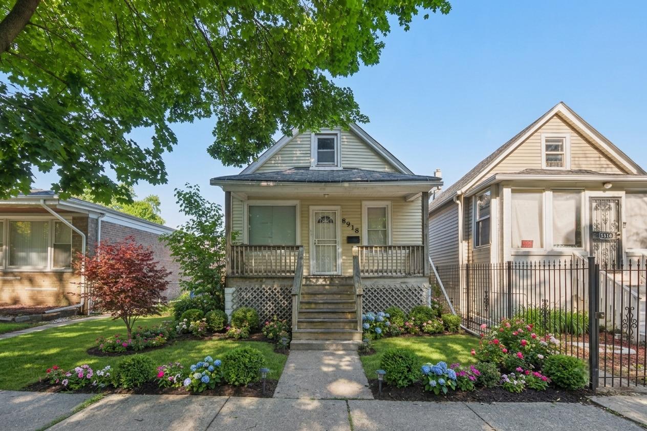 8918 S Woodlawn Ave., Chicago, IL 60619