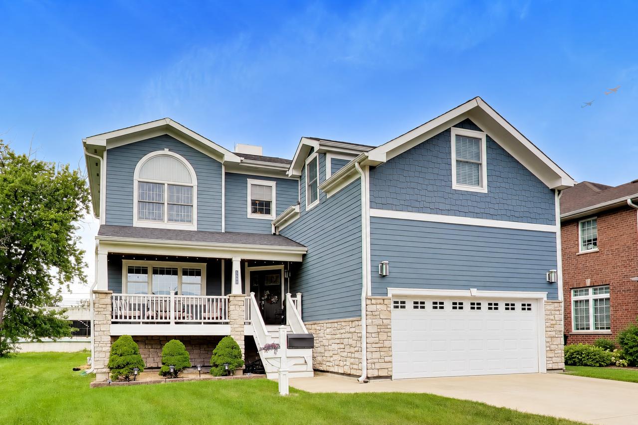 5608 N Fairview Ave., Chicago, IL 60631