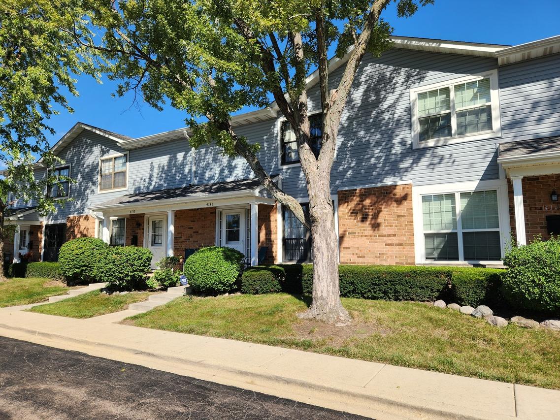 4141 Continental Dr., Waukegan, IL 60087