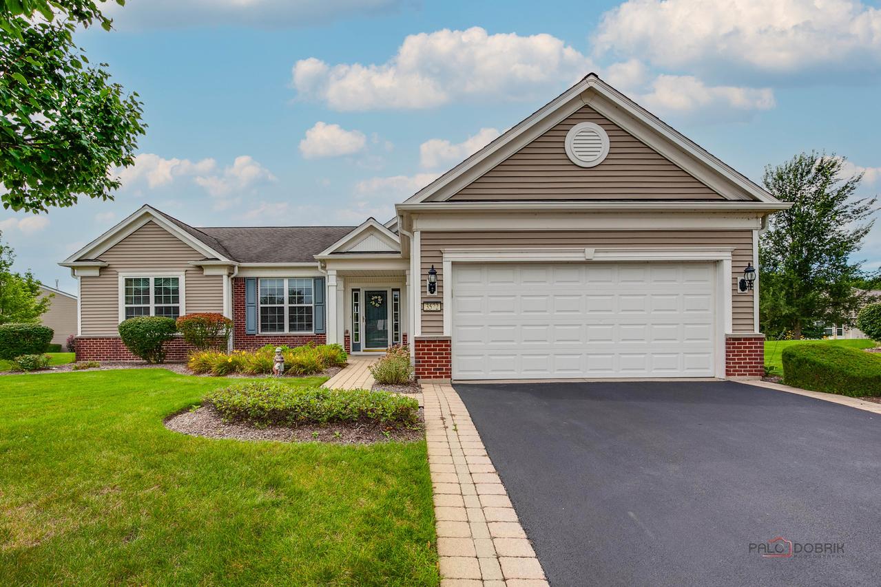 3572 Adler Ct., Mundelein, IL 60060