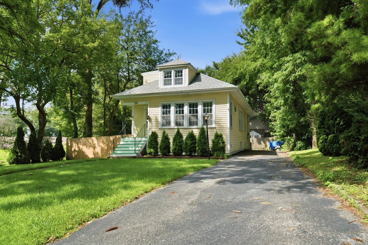 132 S Adams St., Hinsdale, IL 60521