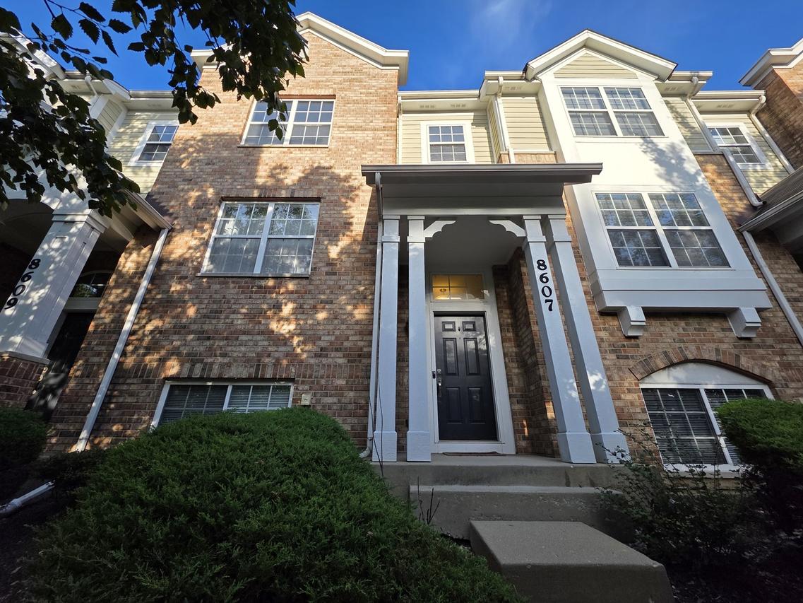 8607 Waukegan Rd., Morton Grove, IL 60053