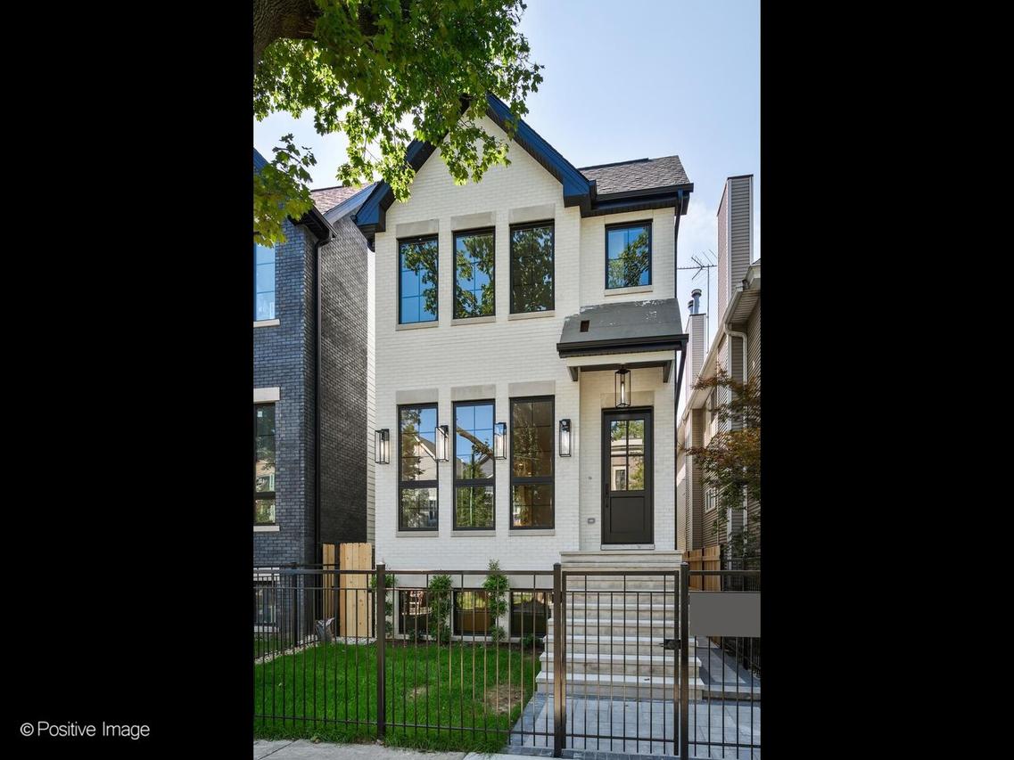 2714 N Magnolia Ave., Chicago, IL 60614