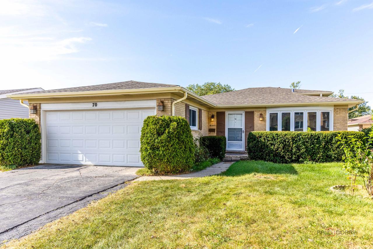 70 Dover Dr., Des Plaines, IL 60018