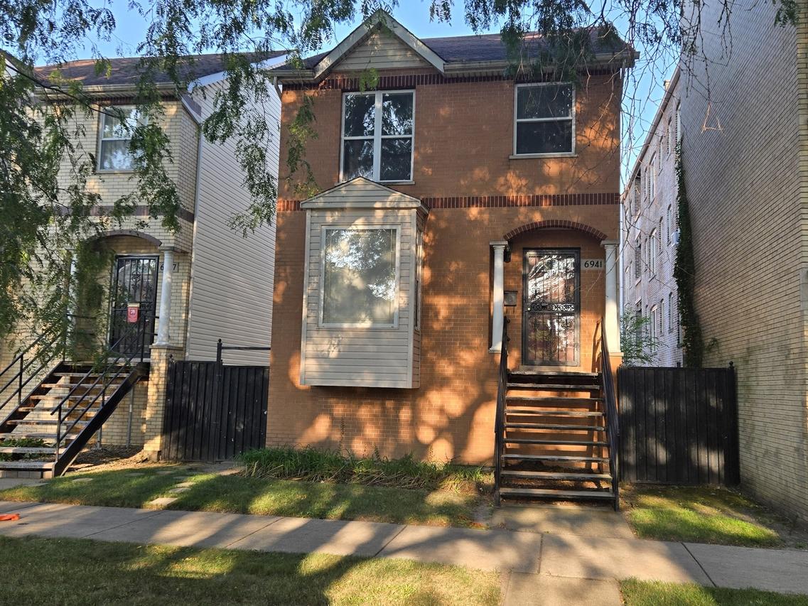 6941 S Cornell Ave., Chicago, IL 60649