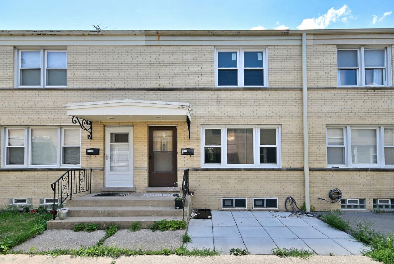 7911 North Ave. #C, River Forest, IL 60305