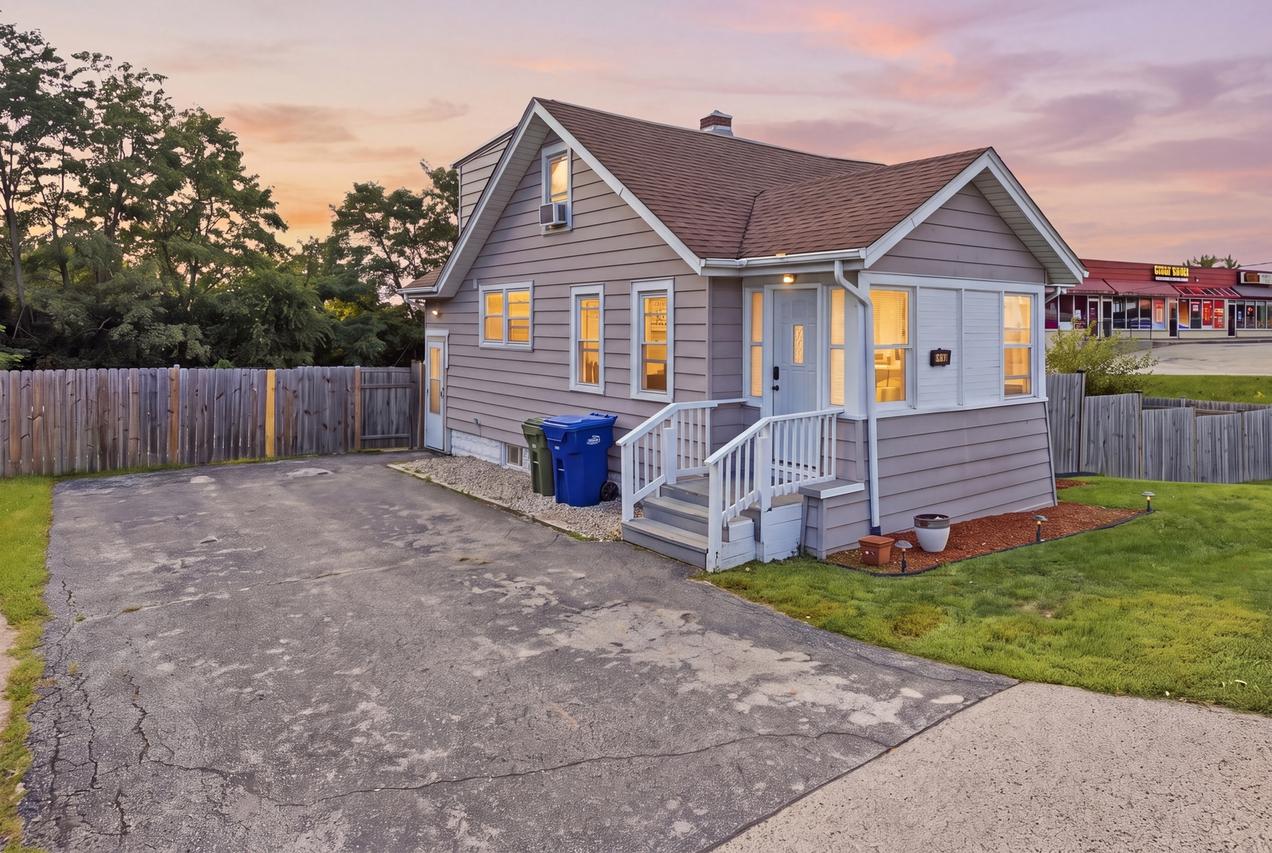 2110 N Green Bay Rd., Waukegan, IL 60087