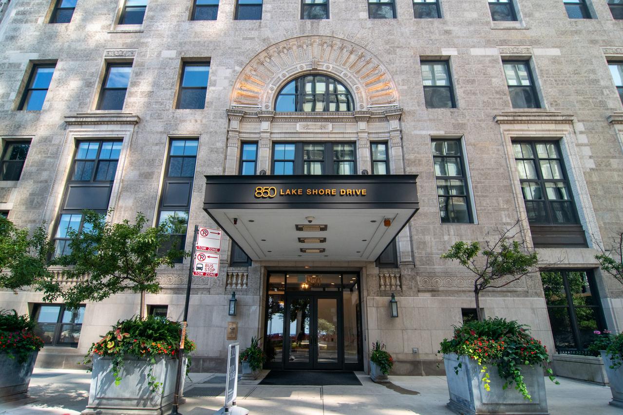 850 N Lake Shore Dr. #210, Chicago, IL 60611