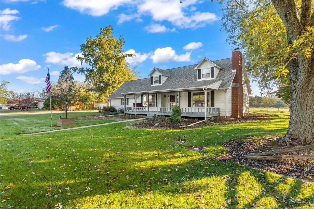 408 S Bryarfield Ct., Mahomet, IL 61853