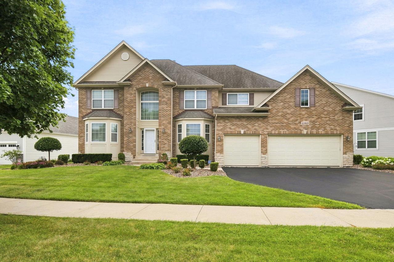 15913 S Selfridge Cir., Plainfield, IL 60586