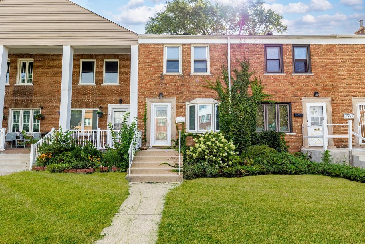 6361 S Long Ave., Chicago, IL 60638