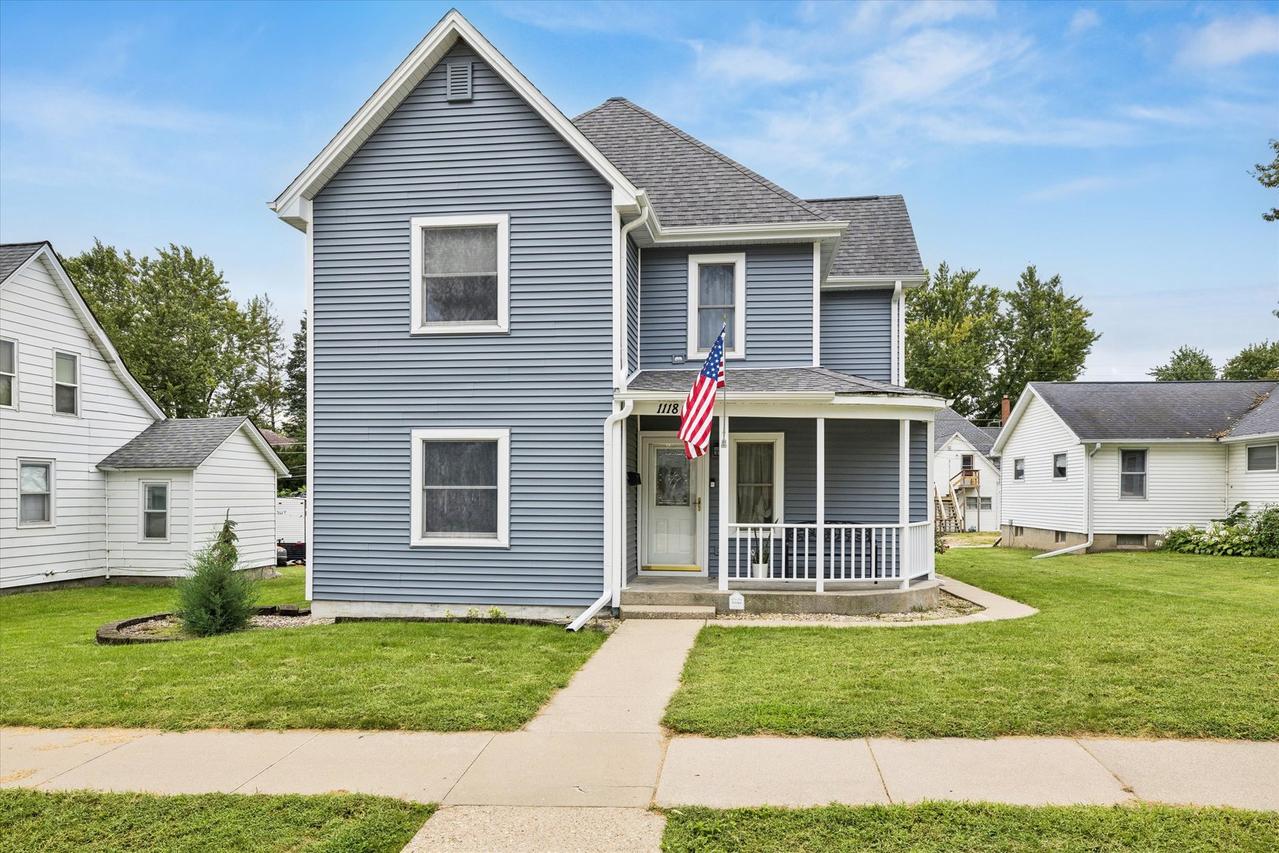 1118 10th Ave., Fulton, IL 61252
