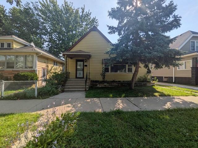 11527 S Parnell Ave., Chicago, IL 60628