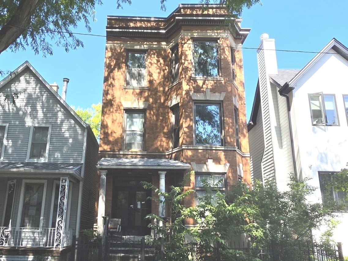 1908 W Cuyler Ave., Chicago, IL 60613