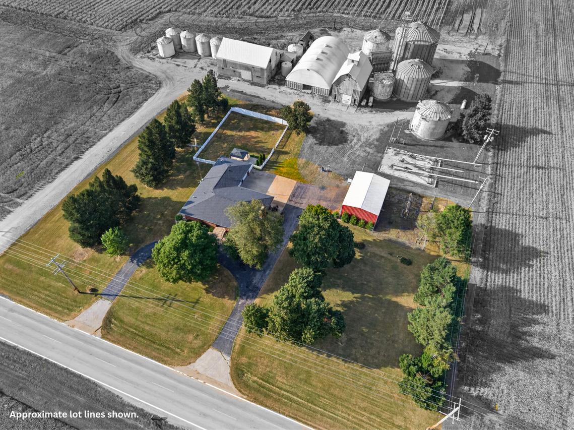 1347 N 33rd Rd., Ottawa, IL 61350