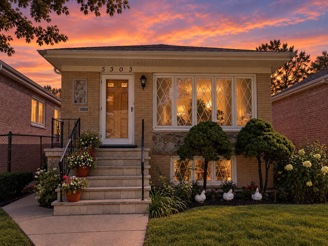 5303 S Parkside Ave., Chicago, IL 60638