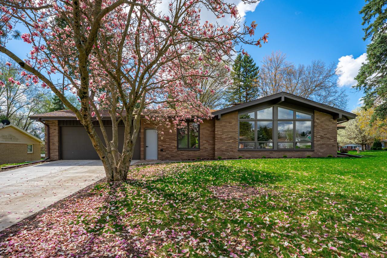 5075 Welsh Rd., Rockford, IL 61107