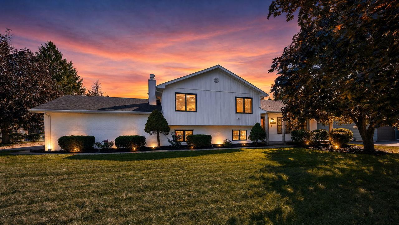 12801 S Elizabeth Dr., Plainfield, IL 60585
