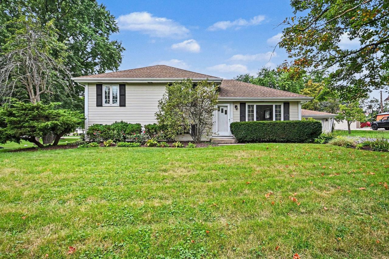 708 Glendale Dr., Prospect Heights, IL 60070