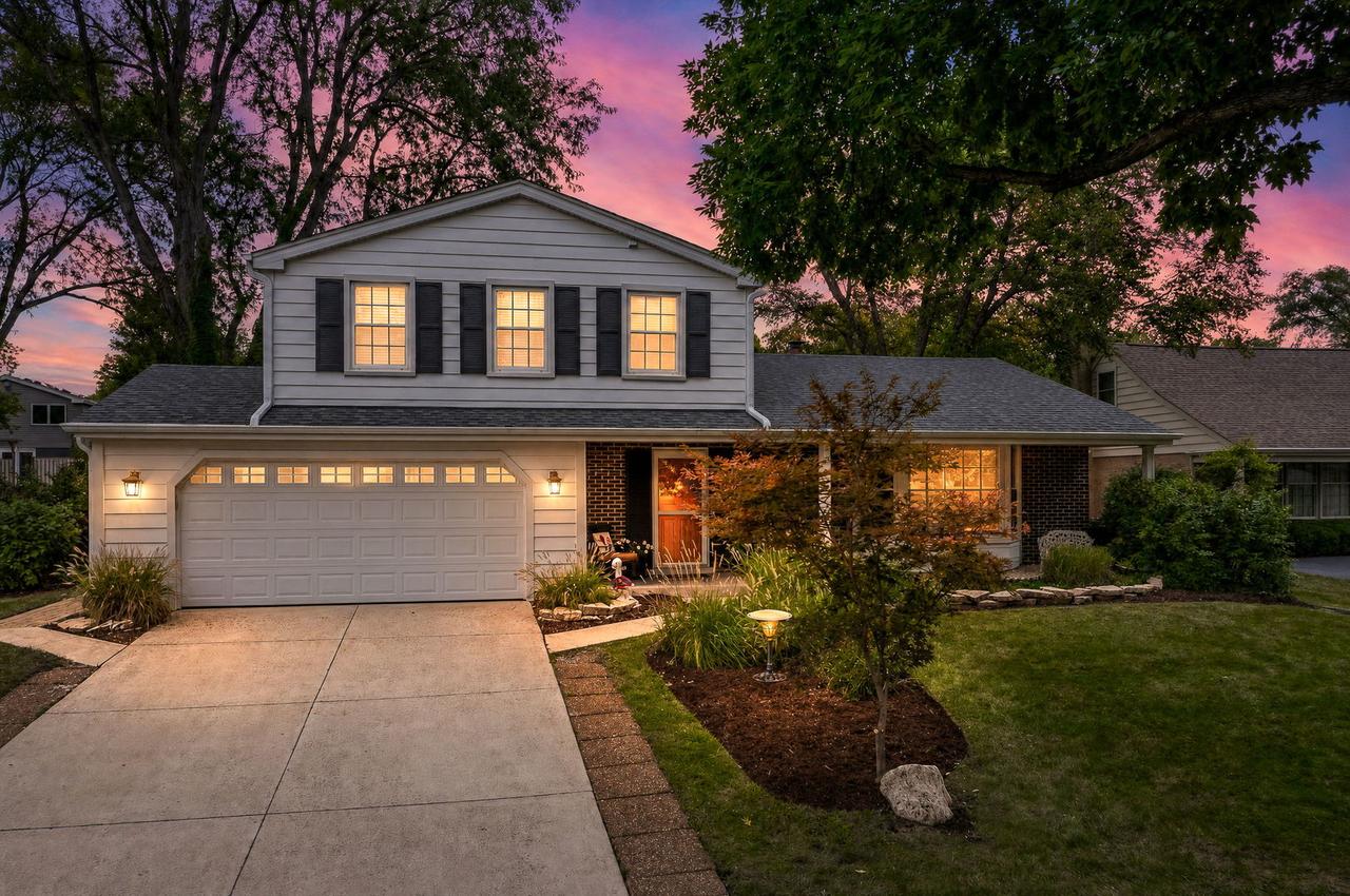 601 Menominee Ln., Naperville, IL 60563