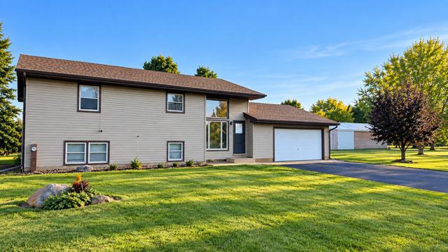 2347 N 45th Rd., Leland, IL 60531