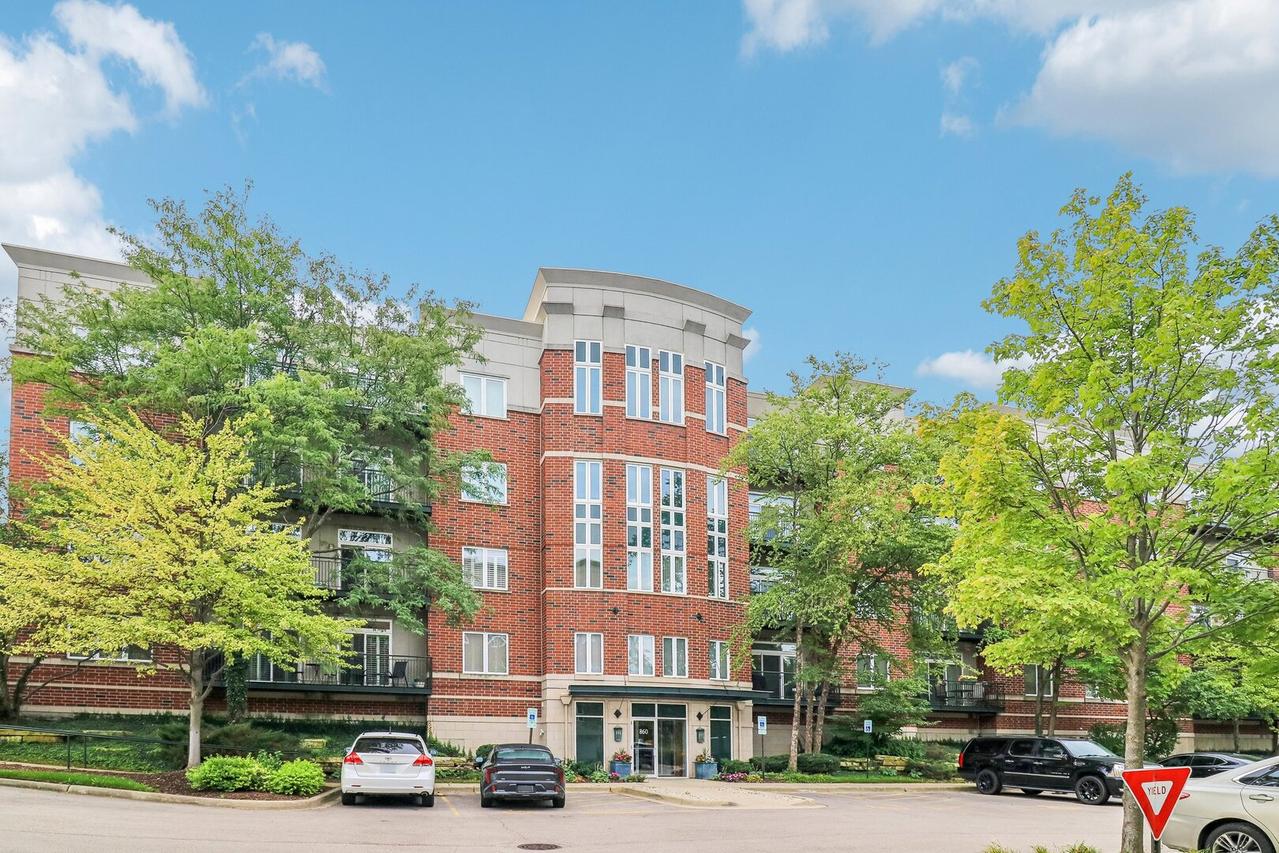 860 Weidner Rd. #404, Buffalo Grove, IL 60089