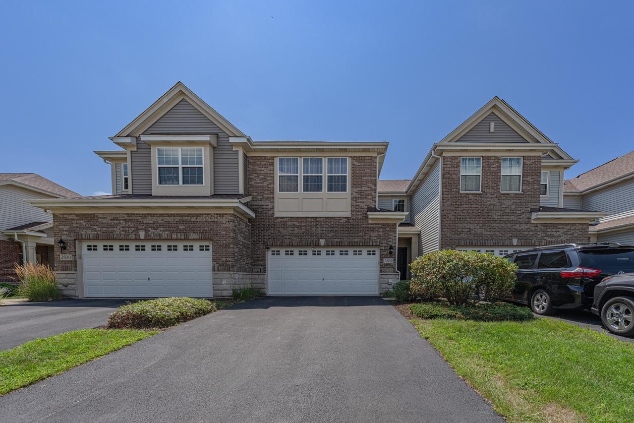 2832 Henley Ln., Naperville, IL 60540