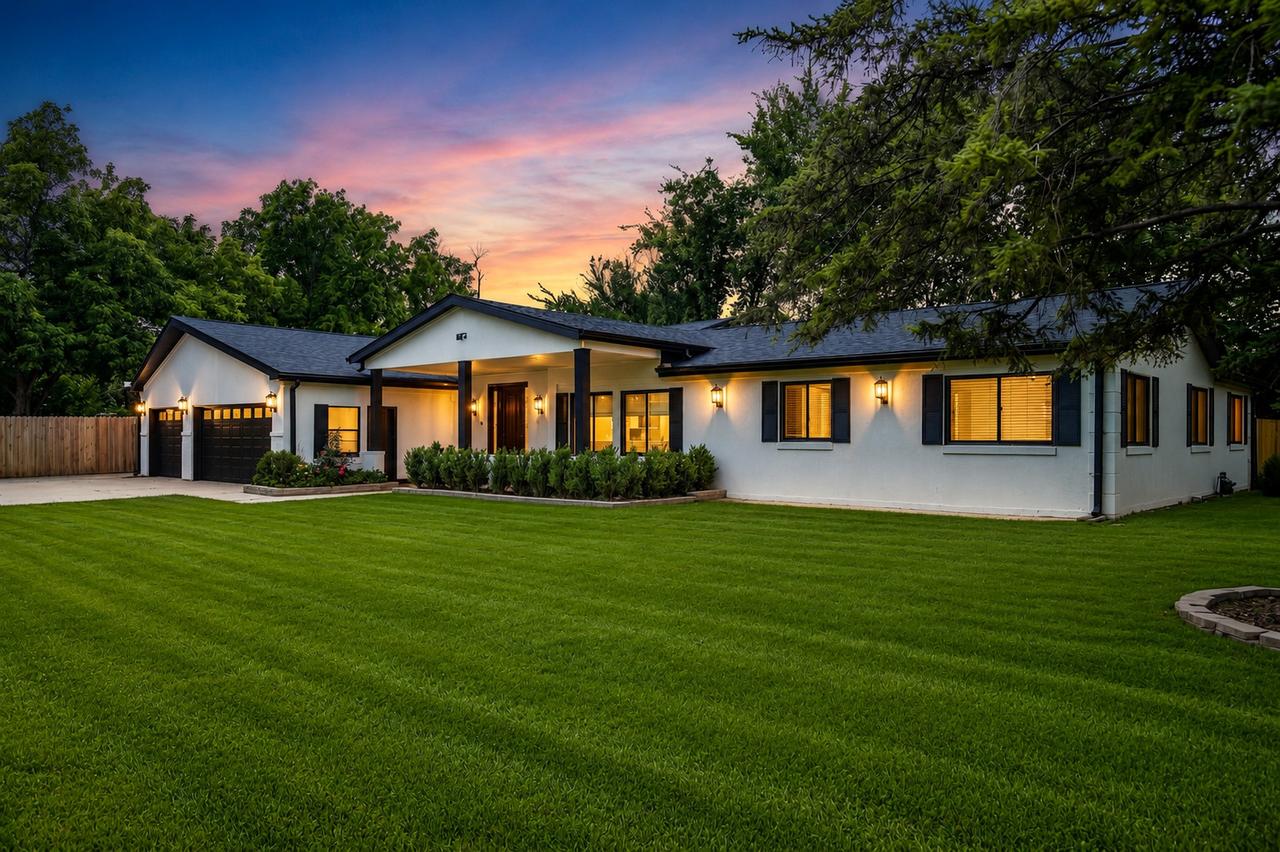 3825 Maple Ave., Northbrook, IL 60062
