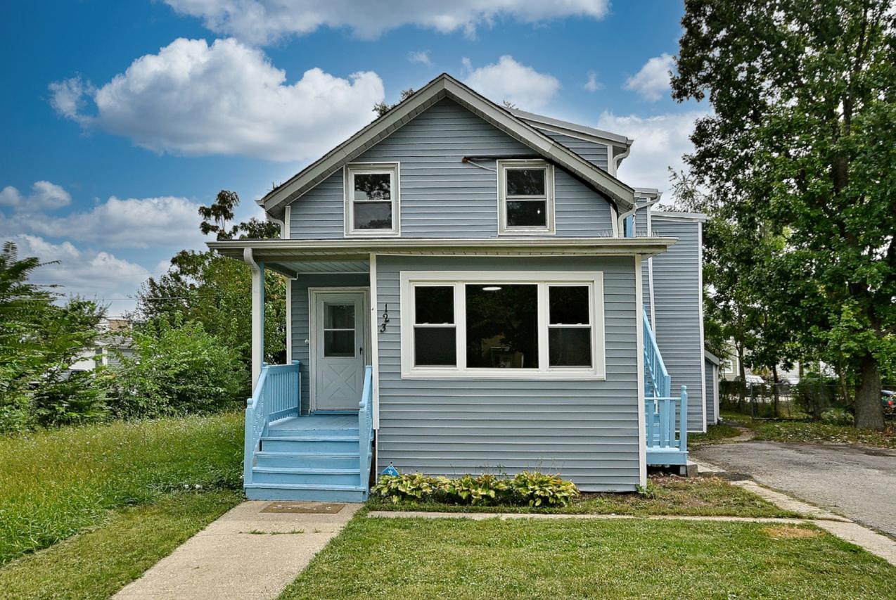 123 S 12th Ave., Maywood, IL 60153